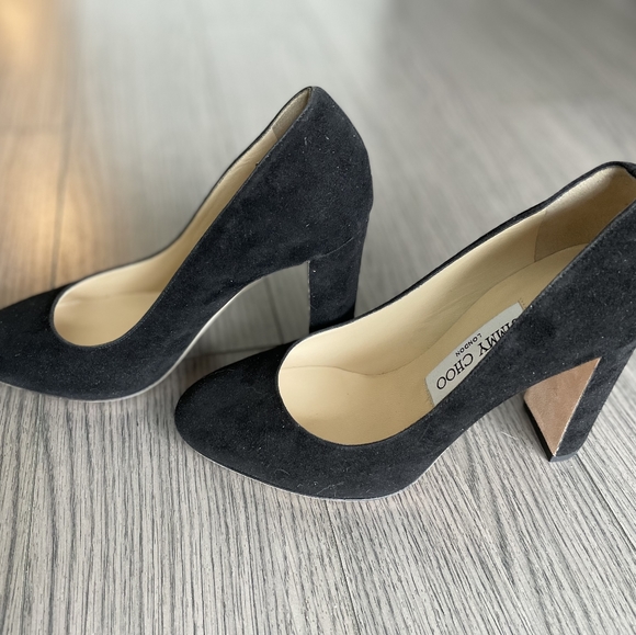 Jimmy Choo black seude pumps - Picture 3 of 6